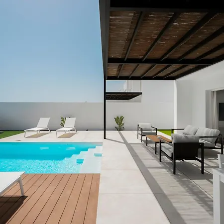 Casa Geca. Ideal With Pool And Ocean Views *