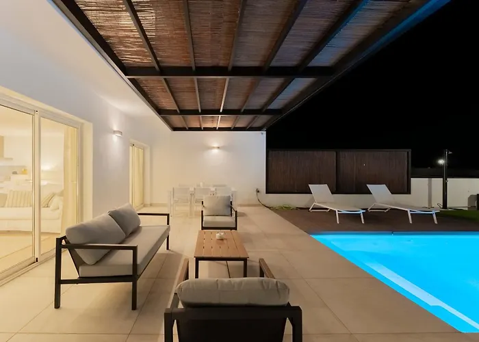 Geca Ideal With Private Pool